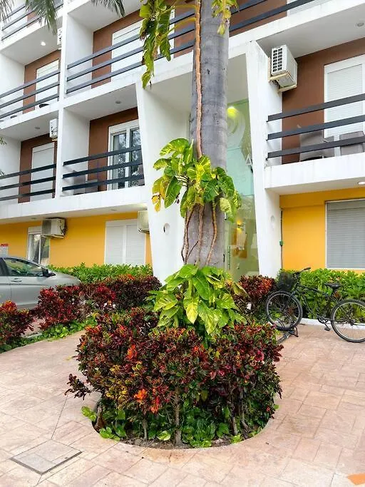 신데 델 카르멘 Loft Riviera Pool/ Parking/Good Ubication. 아파트